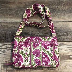 Vera Bradley crossbody purse.